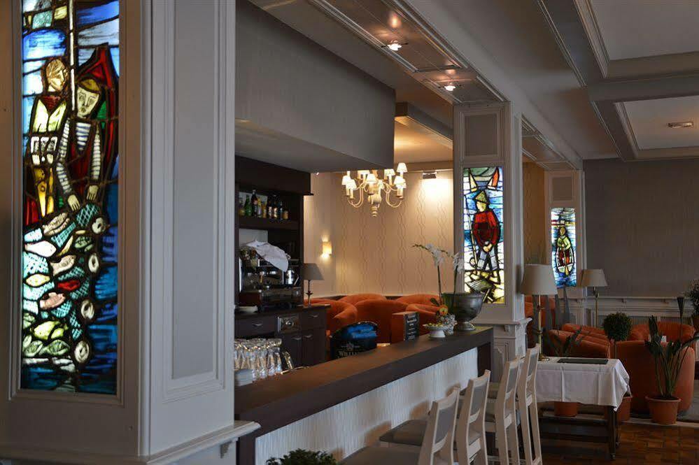 Hôtel Restaurant Le Goyen Audierne Exterior foto